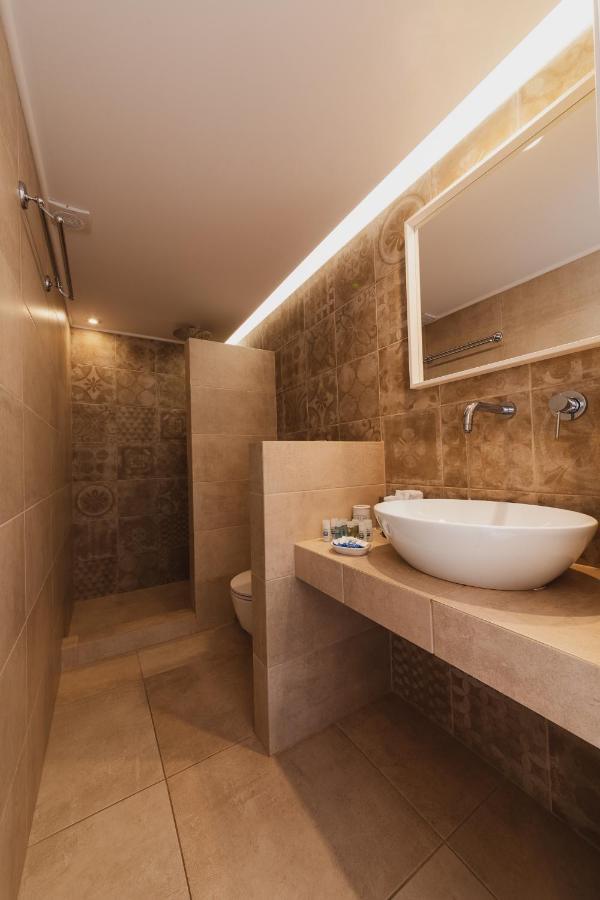 To Rantevou Tis Alykis Rooms & Apartments Kímolos Exteriér fotografie